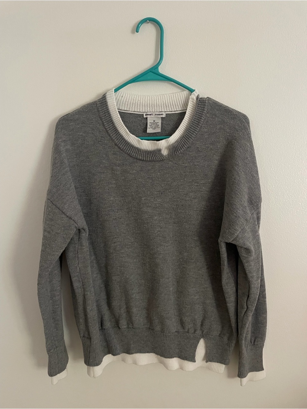 Sweet Romeo Gray Crewneck Sweater with White Layered Trim Size M